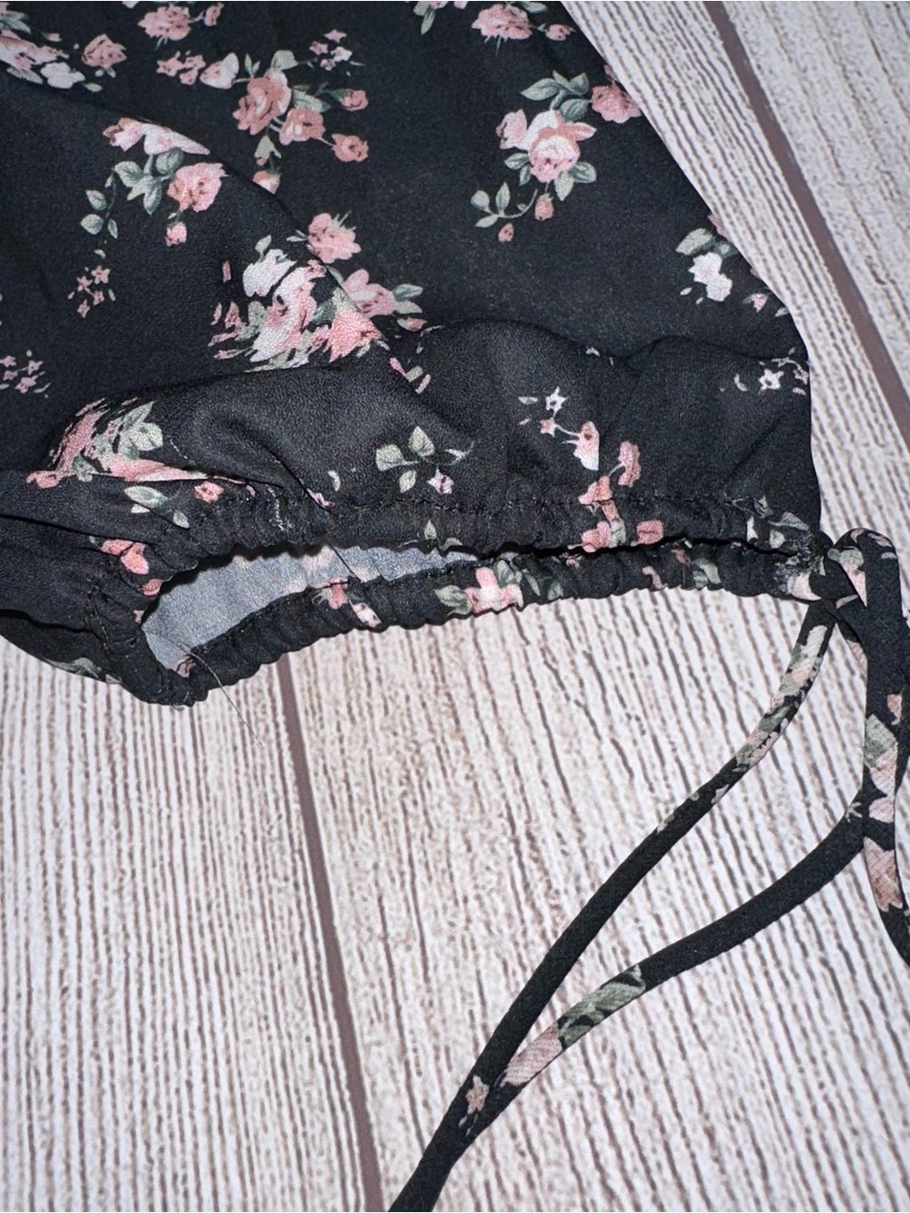 Floral Ruched Dress - Picture 5 of 11